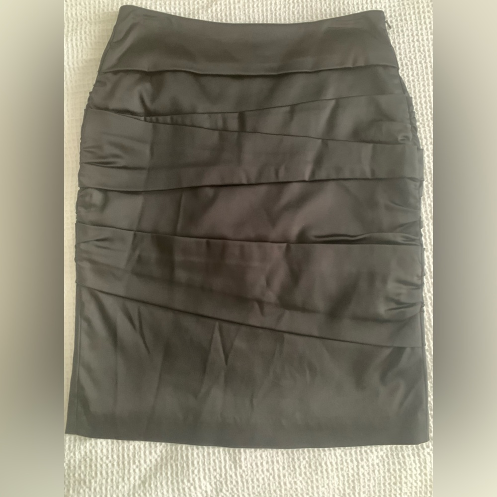 WHBM skirt-sz 8